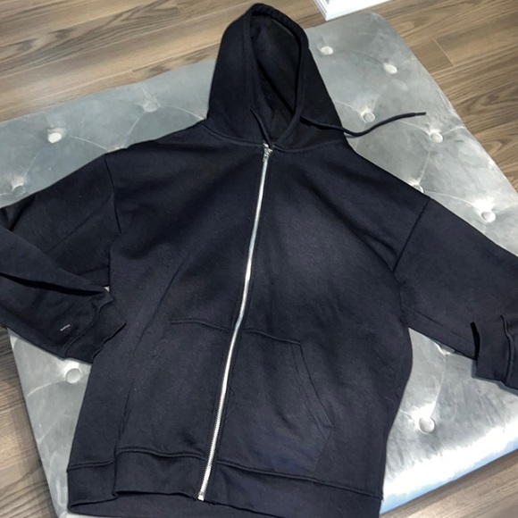 Black zip up - Picture 3 of 4